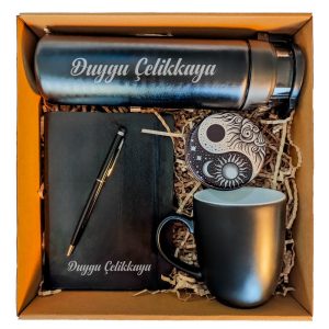 Kuti Siyah Kişiye &Ouml;zel Hediye Kutusu